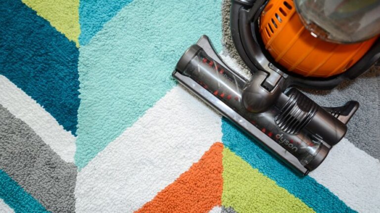 Factors to Consider when Hiring a Company for Carpet Cleaning Services Factors to Consider when Hiring a Company for Carpet Cleaning Services