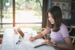 How to Become a Real Estate Agent in Australia