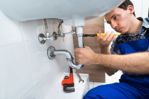 Main Reasons Why You Should Hire a Professional plumber