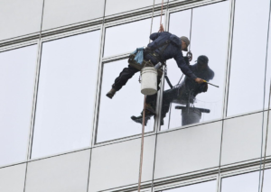 Ask These Questions to Your High-Rise Window Cleaner Before Hiring