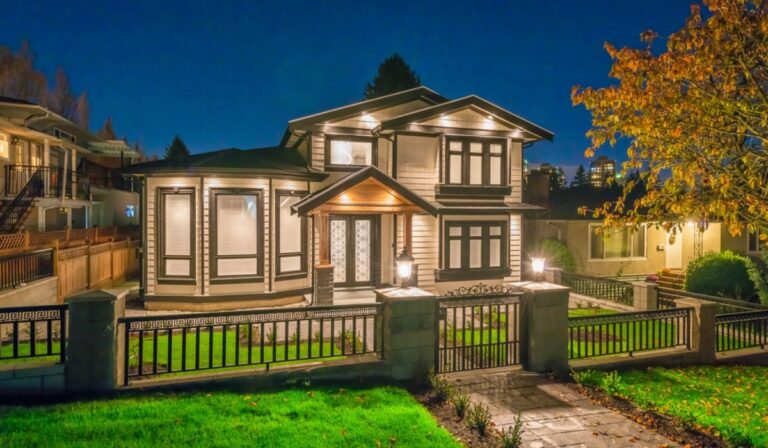 10 Reasons Why Iron Front Doors Are the Best for Your New House