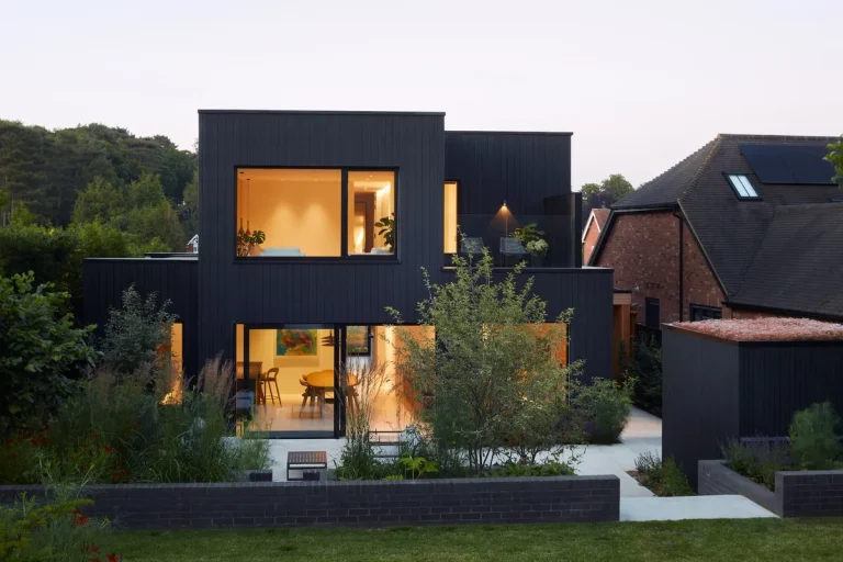 A Smart Choice Self-Build House Kits UK Guide 2025