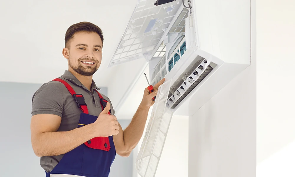 4 Simple Questions to Ask an Aircon Technician in Singapore Before They Open the Chassis